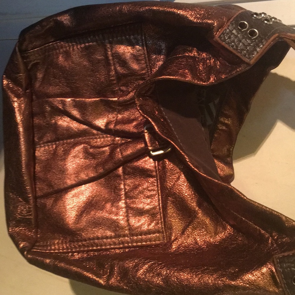 Tylie Malibu copper shimmer leather handbag